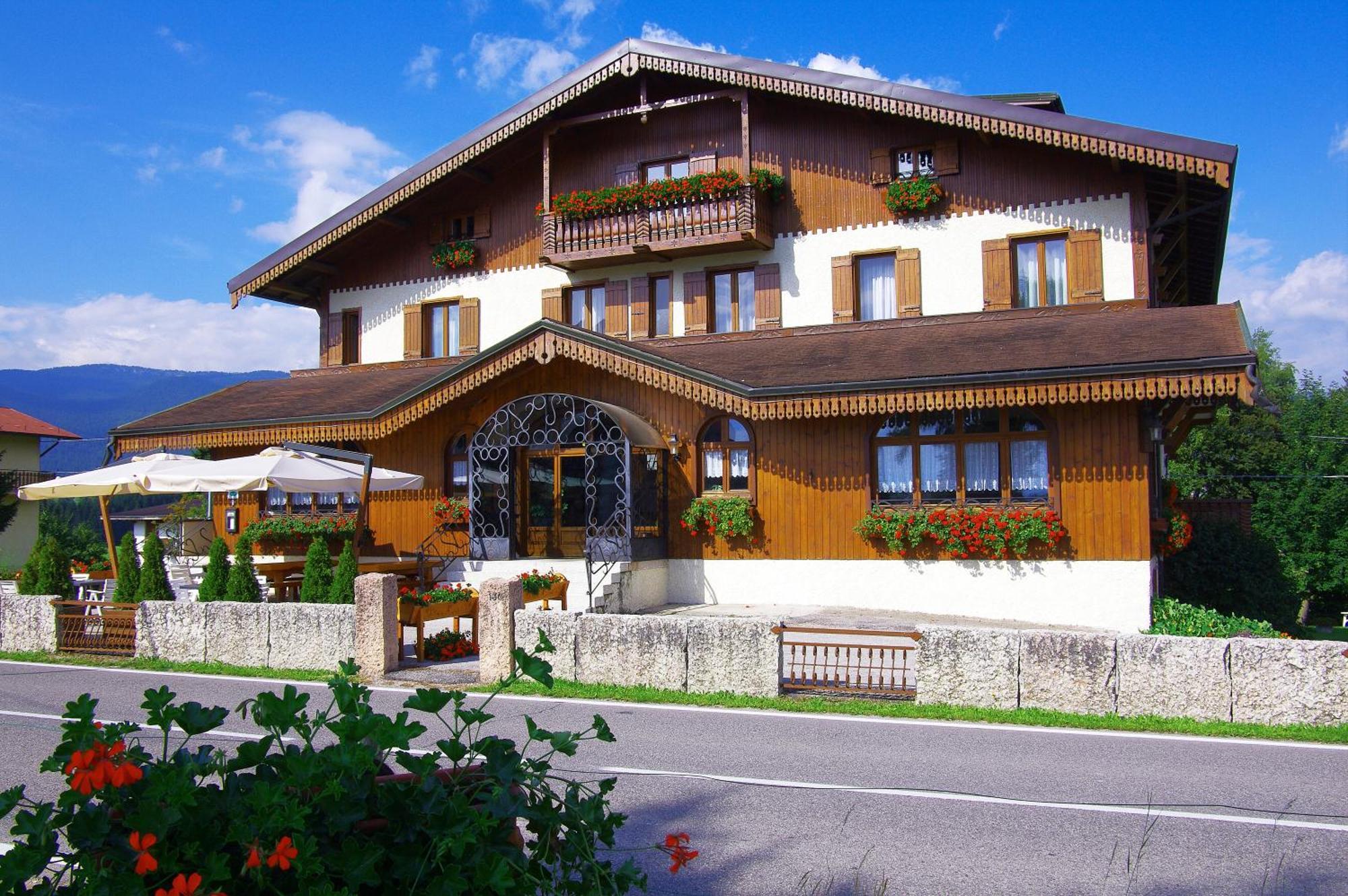 Rutzer Hotel Ristorante & Panoramic Spa Asiago Kültér fotó
